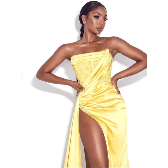 Miss Circle Yellow Crystallized Corset High Slit Satin Gown - Picture 3 of 7